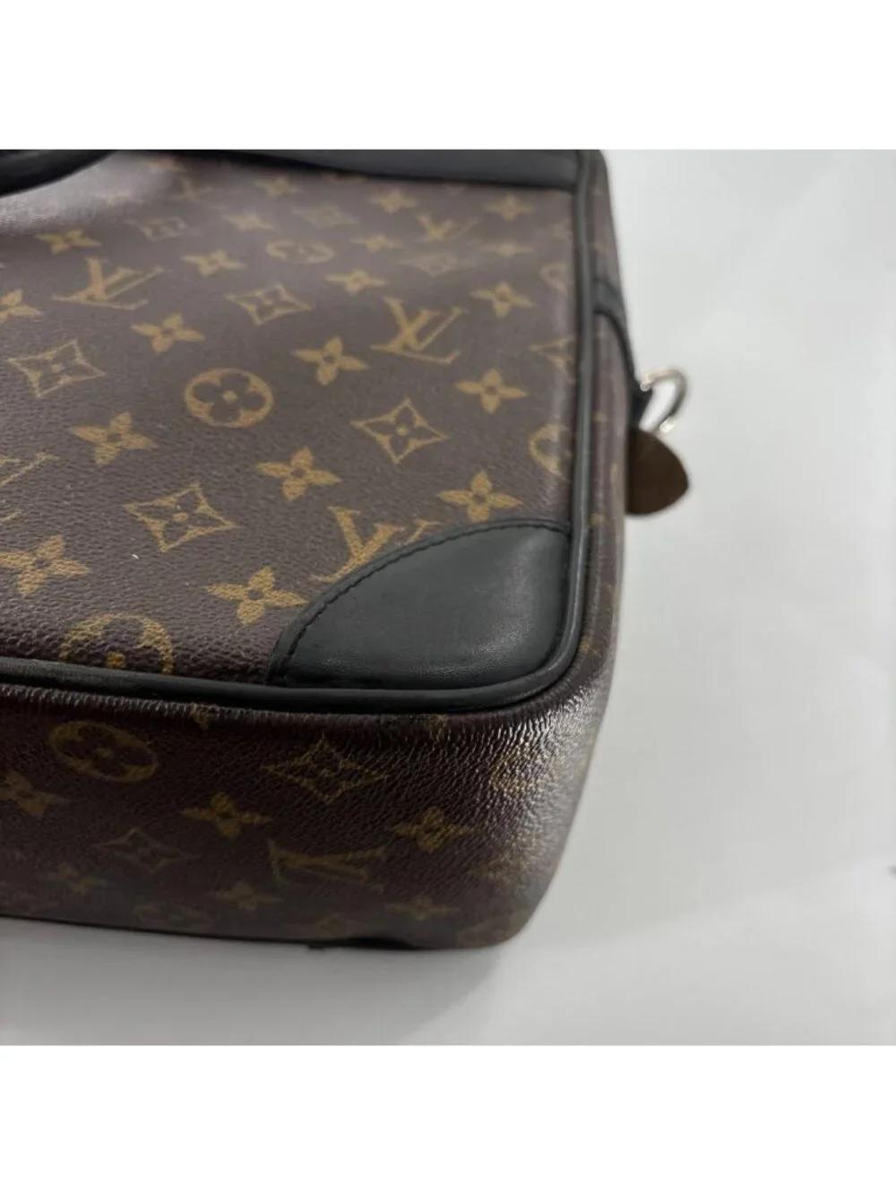 Louis Vuitton Monogram Macassar Porte Documents Voyage GM